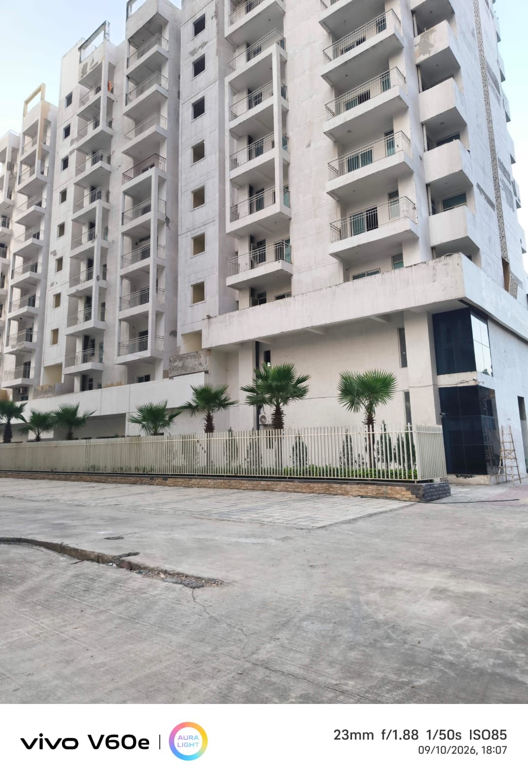 Gyatri Life